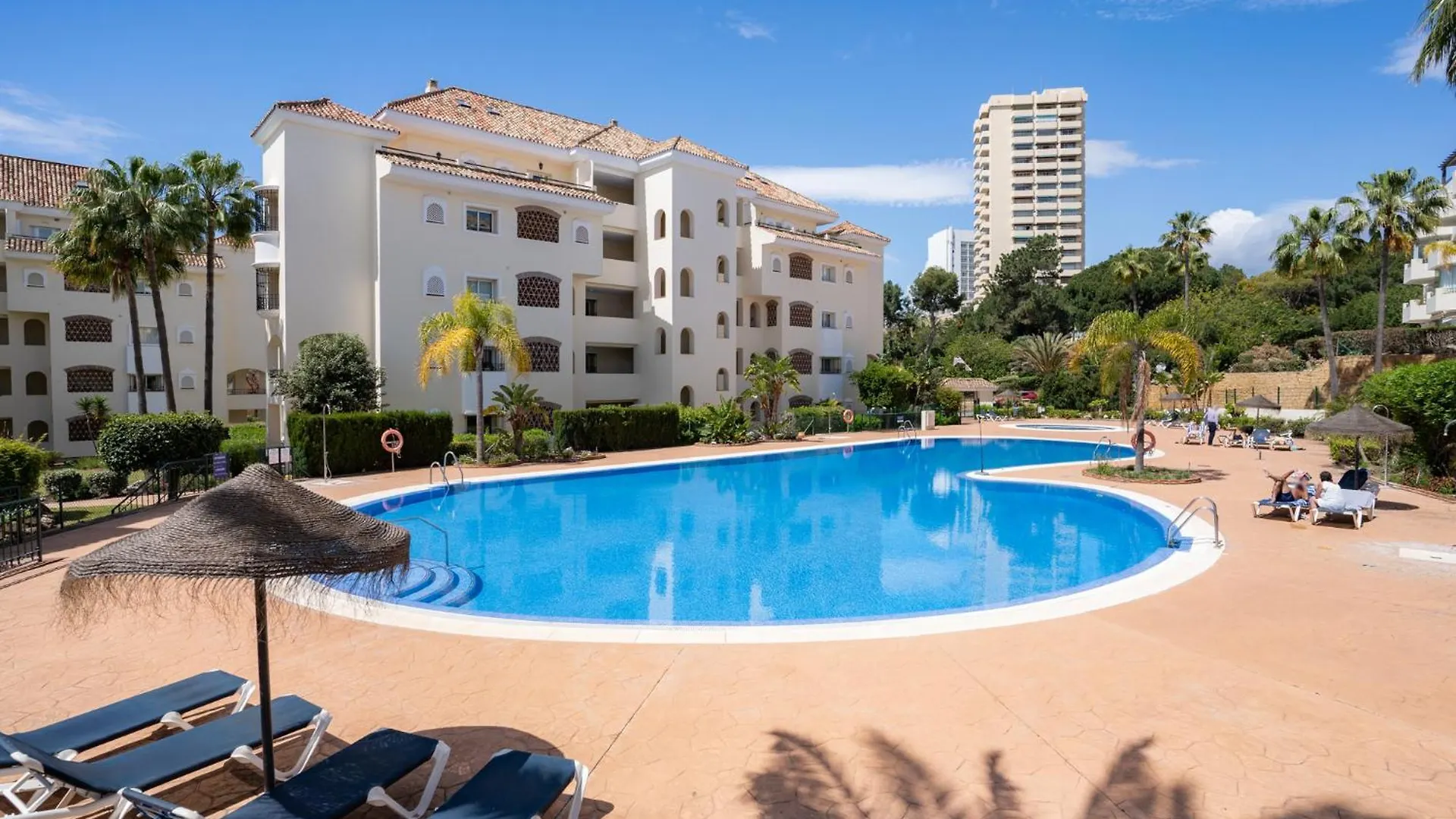 Los Limones De Genova ,150 M Playa Elviria Marbella Apartment